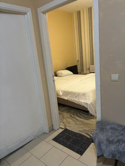 Apartment For Rent Brussel Bagian luar foto